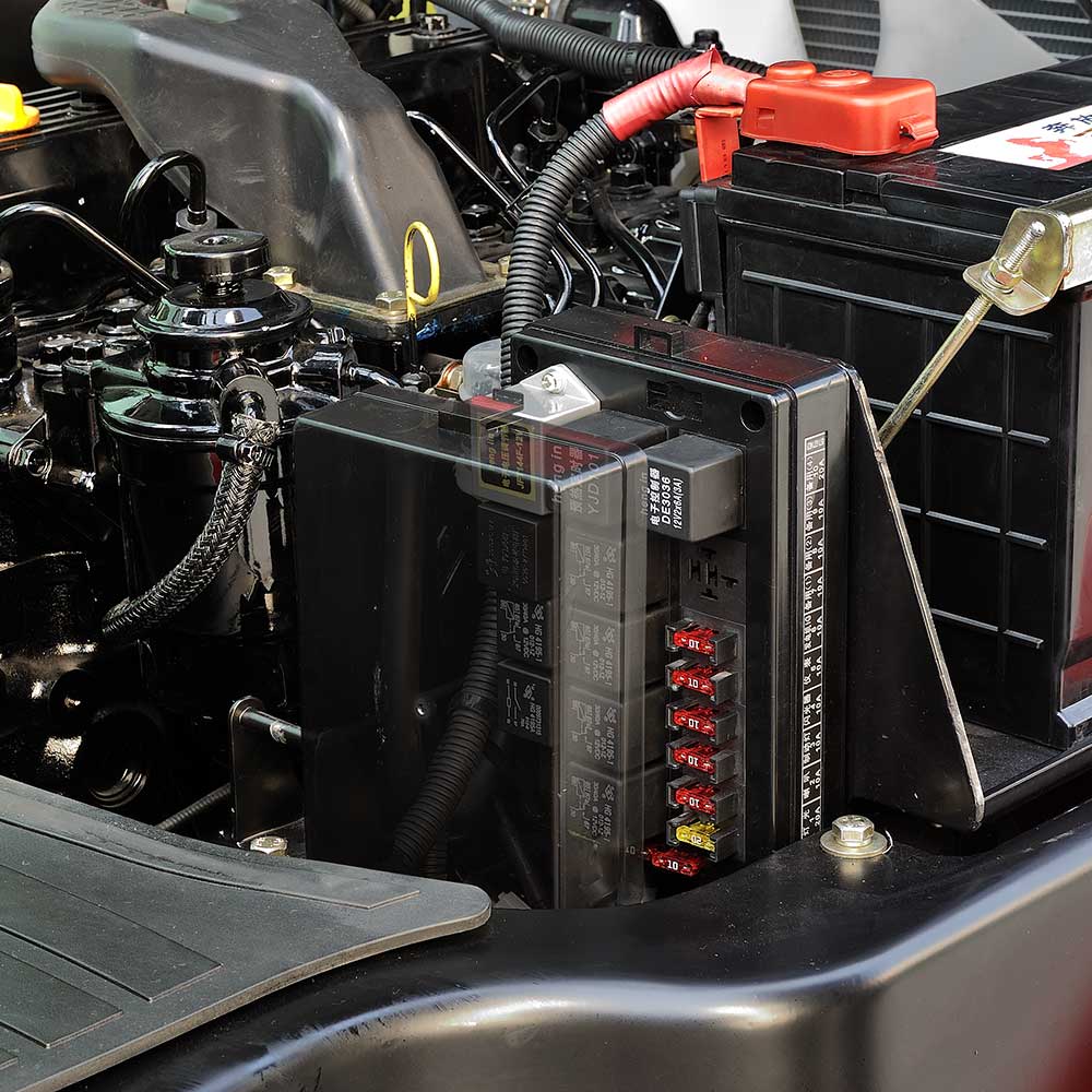 XF series 1.0-3.5t Internal Combustion Counterbalanced Forklift Truck....jpg