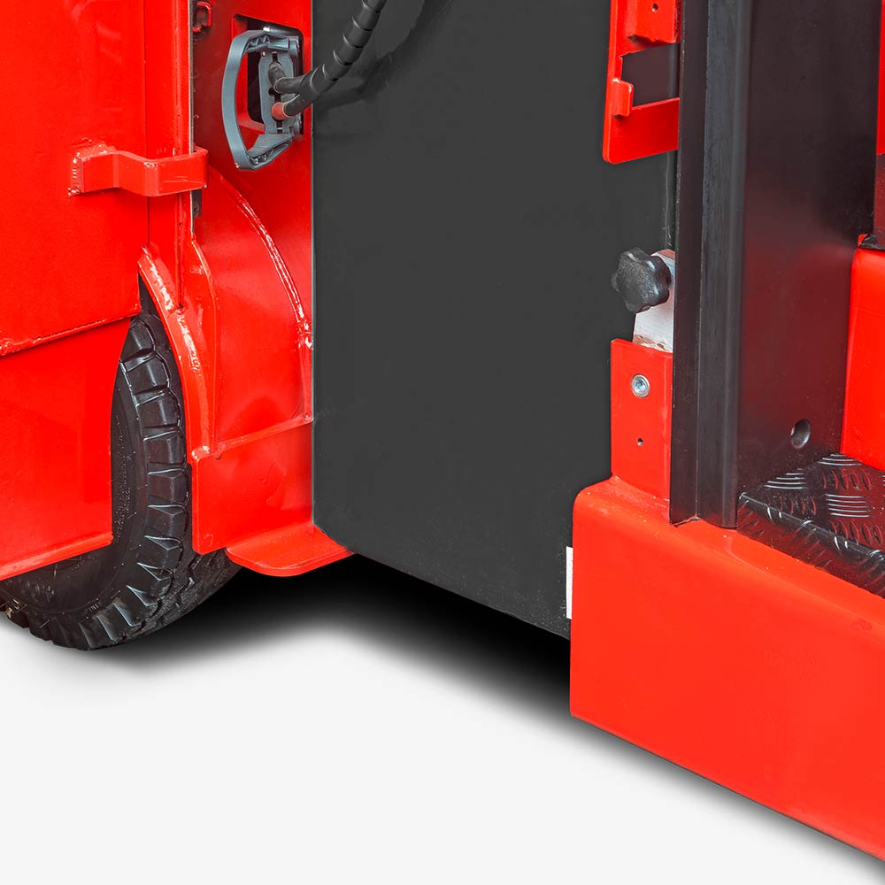 X Series Electric Tow Tractor 6.0-10t 1.jpg