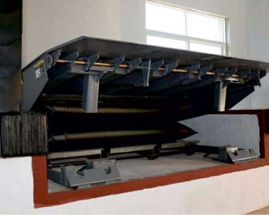 Dock Leveler Toshi.jpg