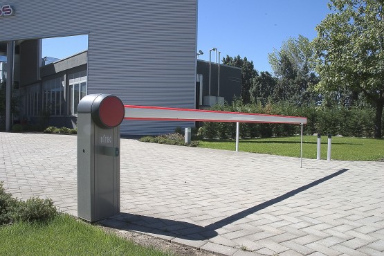 Auto Boom Barrier PRO5431.jpg
