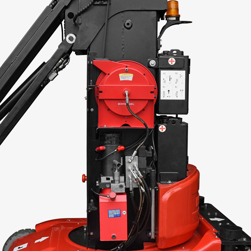 Vertical Mast Lift..jpg