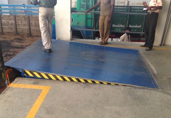 Dock Leveler Toshi 3.jpeg